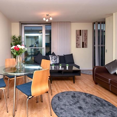 Apartamento The Hub - Spacious, Bright And Modern With Free Parking Milton Keynes Exterior foto