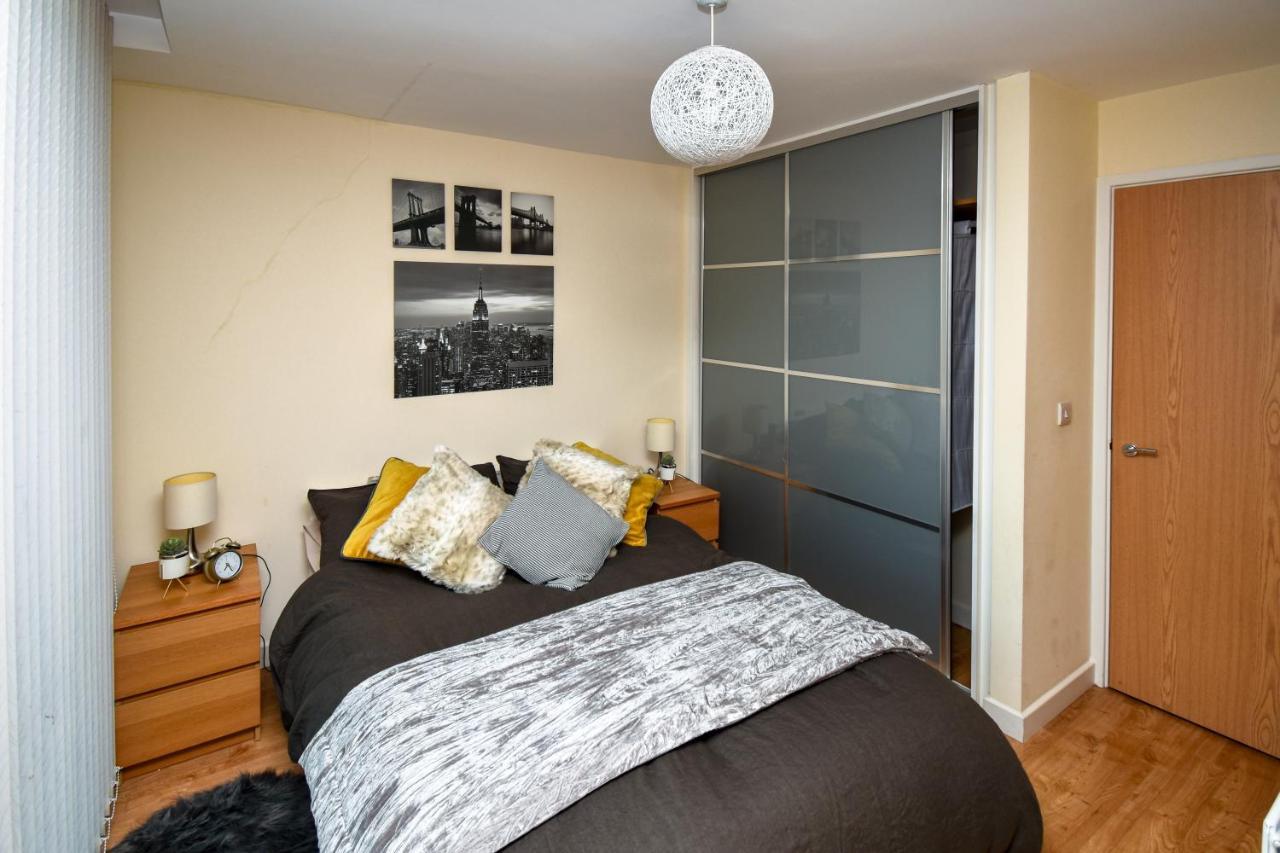 Apartamento The Hub - Spacious, Bright And Modern With Free Parking Milton Keynes Exterior foto