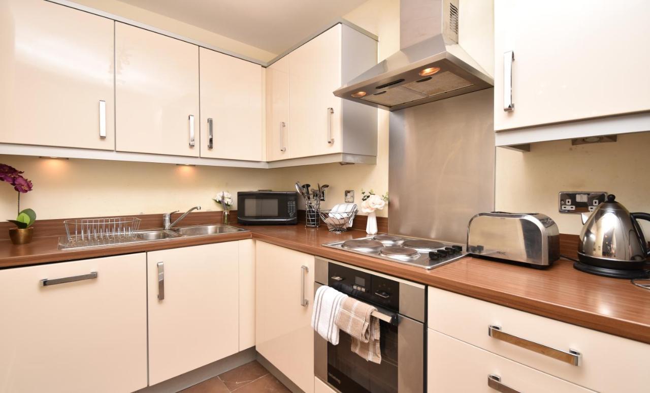 Apartamento The Hub - Spacious, Bright And Modern With Free Parking Milton Keynes Exterior foto