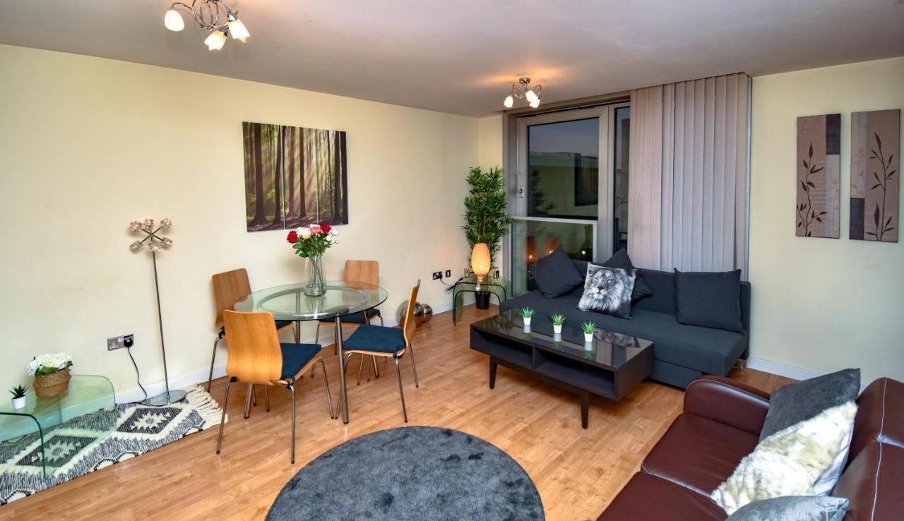 Apartamento The Hub - Spacious, Bright And Modern With Free Parking Milton Keynes Exterior foto